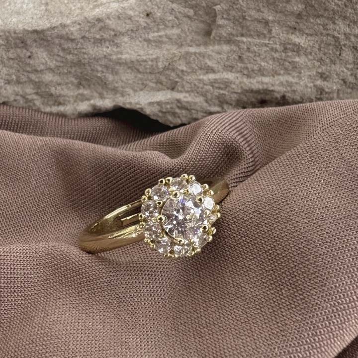 Anillo flor diamante