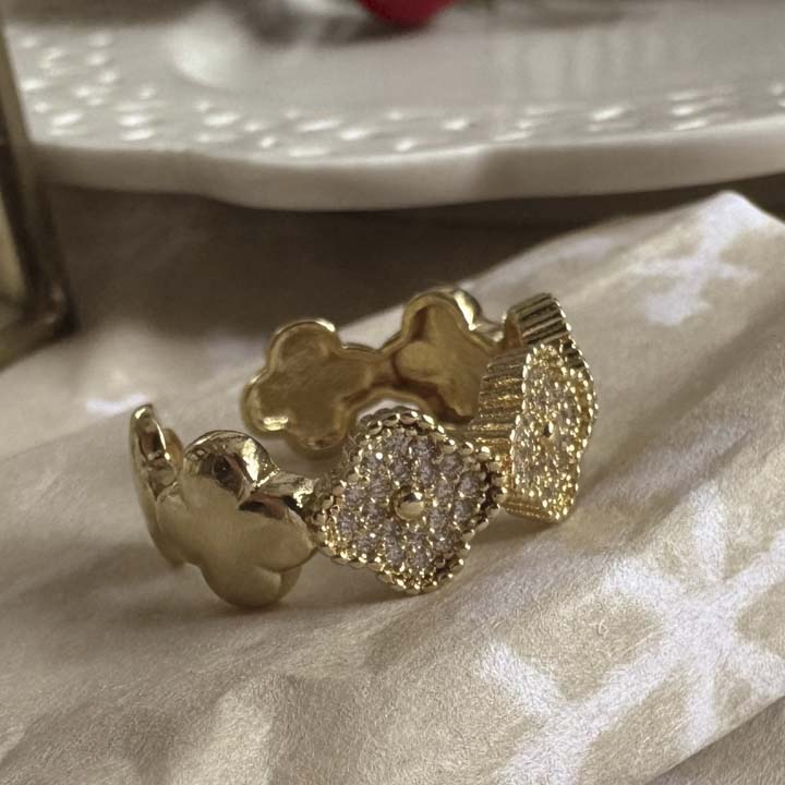 Anillo Treboles gold
