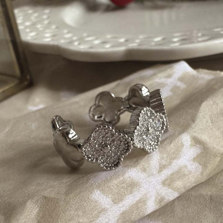 Anillo Treboles silver