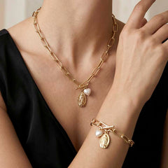 Collar Corazón de virgencita