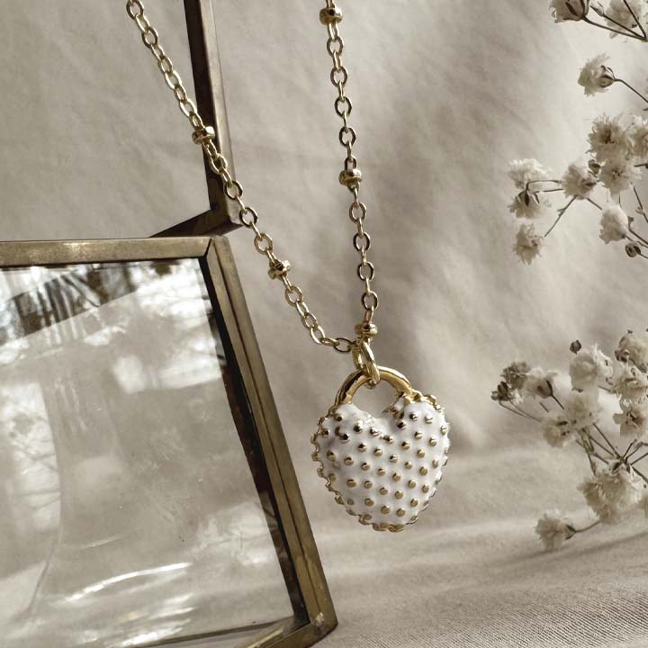 Cadena Vino de amor blanco