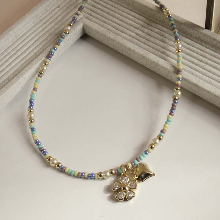 Collar Flor de primavera