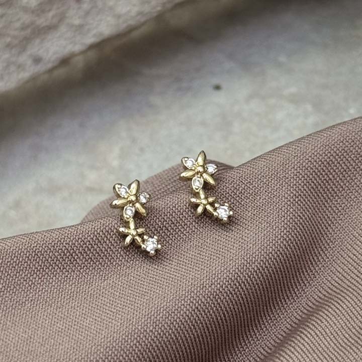 Arete mini flores estrella
