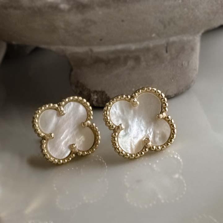 Arete topo trébol blanco