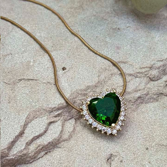 Cadena lleno de amor esmeralda