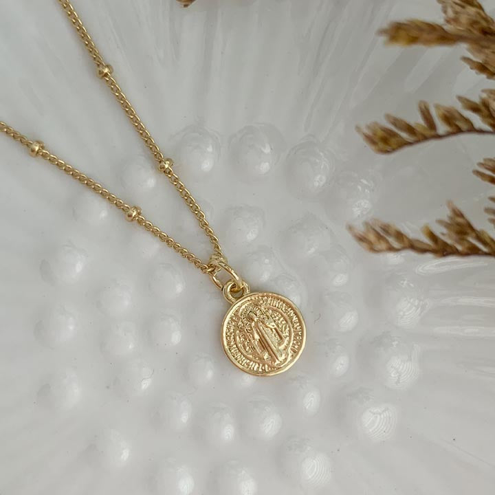 Cadena medallita San Benito