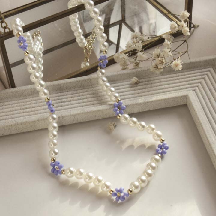 Collar Violetas