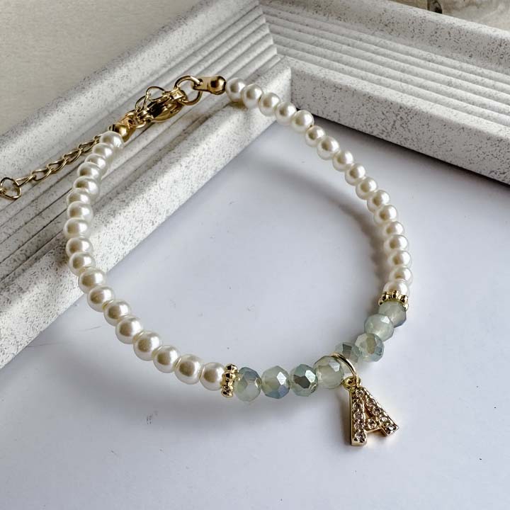 Pulsera inicial perla