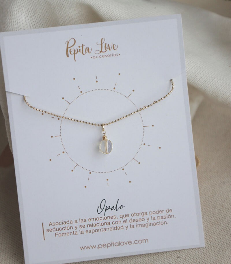 Cadena piedra especial