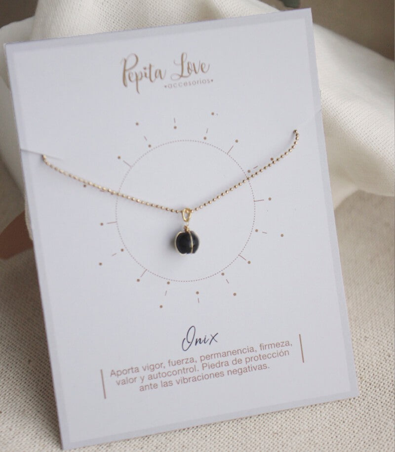 Cadena piedra especial